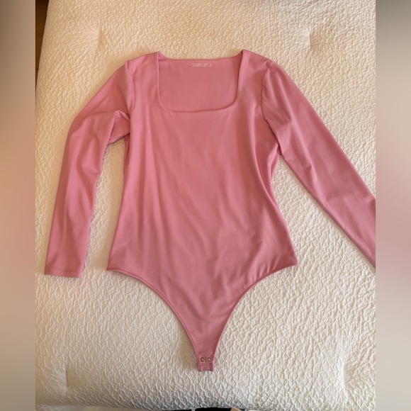 Abercrombie & Fitch Soft A&F Long Sleeve Bodysuit – Pink, Size XL - Picture 4 of 11